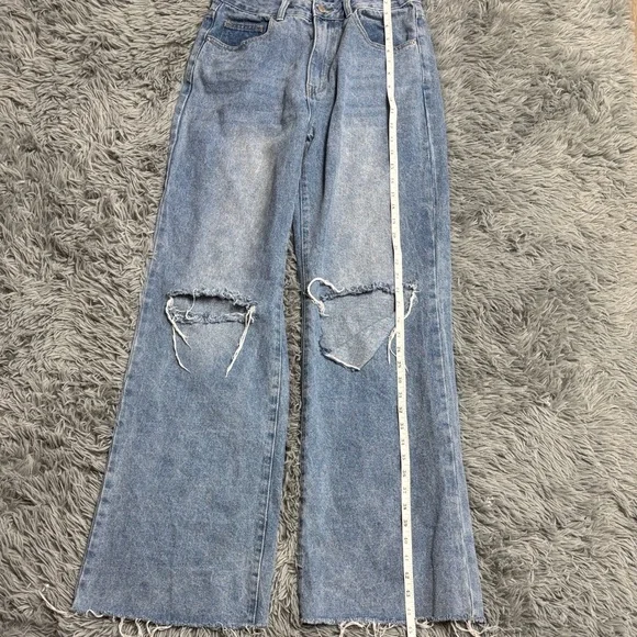 Distressed Light Blue Wide Leg - Picture 11 of 16
